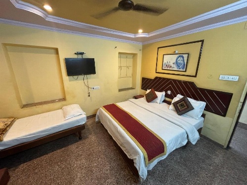 Hotel Mangal image 14