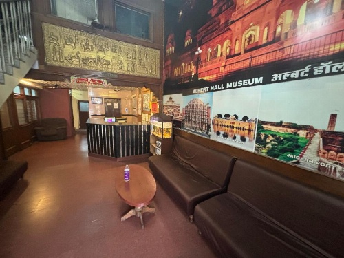 Hotel Mangal image 4