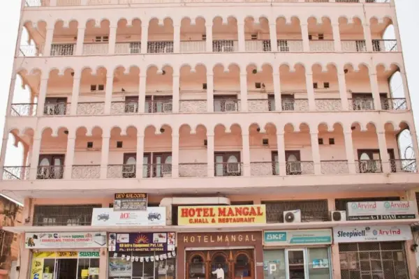 Hotel Mangal Main image
